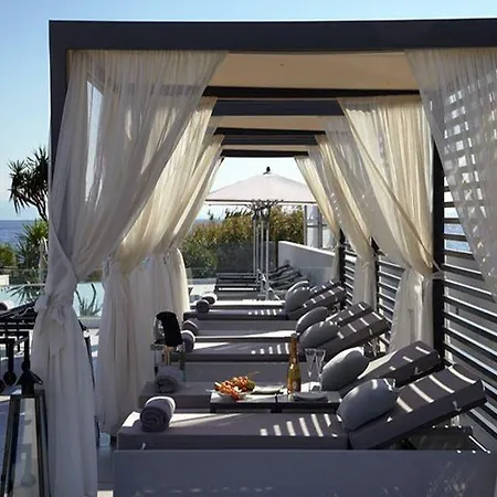 Tesoro Blu & Adults Only Station touristique