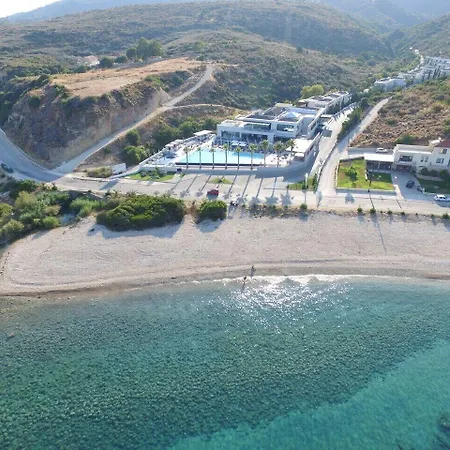 Üdülőközpont Tesoro Blu & Adults Only