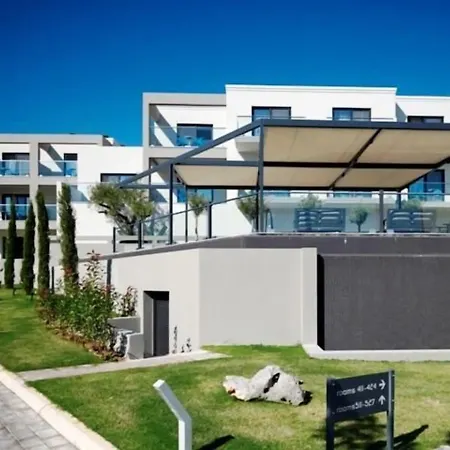 Tesoro Blu & Adults Only