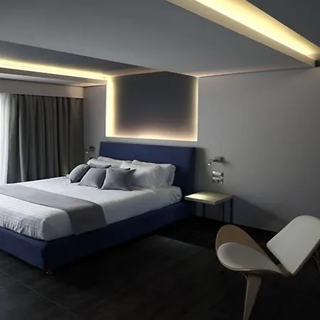 Tesoro Blu & Adults Only